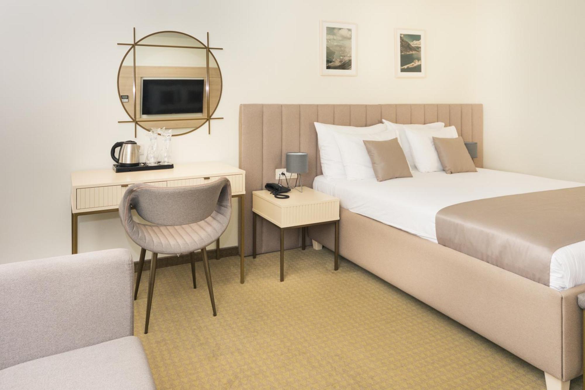 Hotel Pima Будва Екстериор снимка